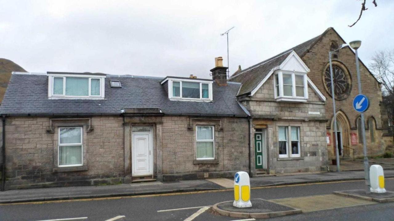 Carvetii - Gemini House - 4 Bed House Sleeps Up To 8 People Villa Tillicoultry Buitenkant foto